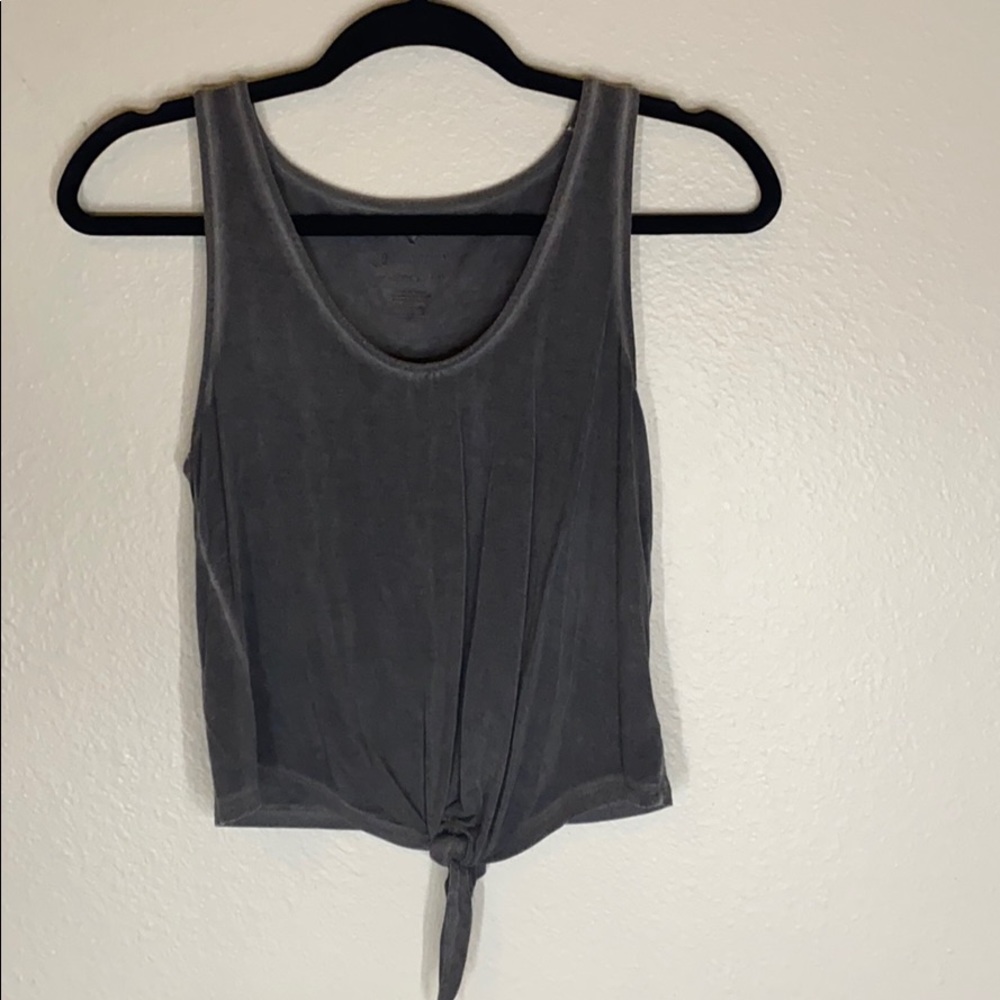 Gray tank top